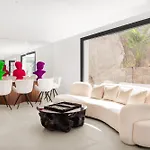 Martinez Luxury Escape Villa *