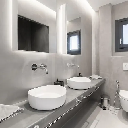 Martinez Luxury Escape