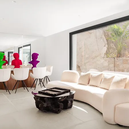 Martinez Luxury Escape Вилла *