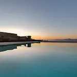 Martinez Luxury Escape Villa *