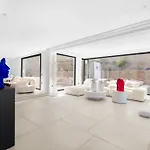 Villa Martinez Luxury Escape