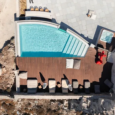 Villa Martinez Luxury Escape