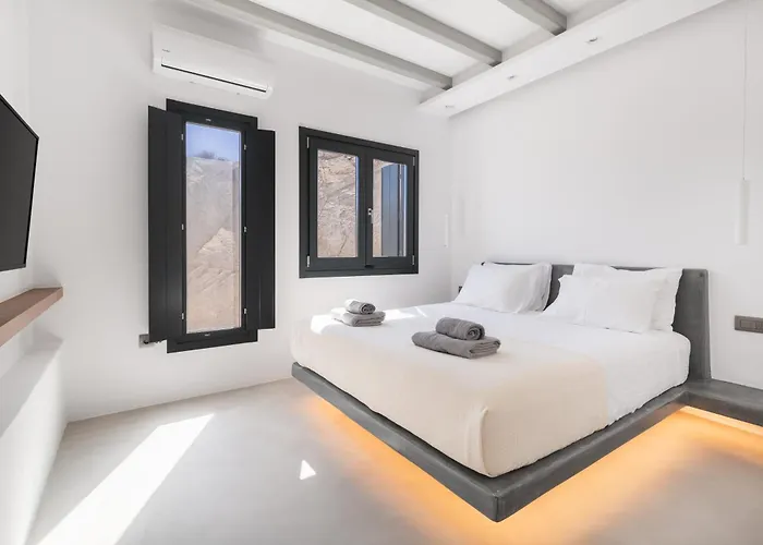 Martinez Luxury Escape Glastros (Mykonos)