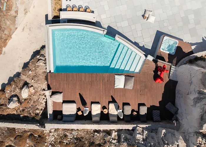 Villa Martinez Luxury Escape